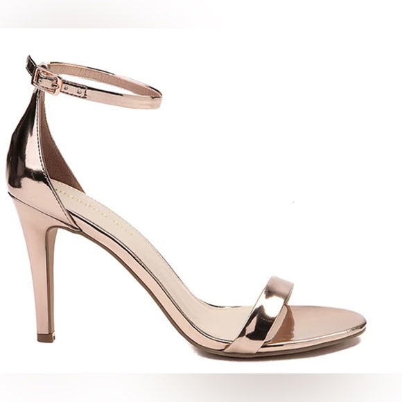 MADDEN GIRL 🆕 Ava Sandal in Rose Gold. Size 9. - Picture 2 of 8